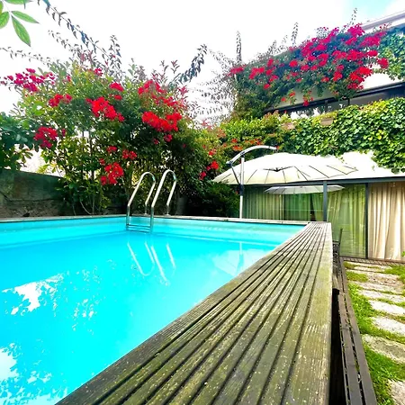 Exclusive Luxury With S-pool & Garden Villa